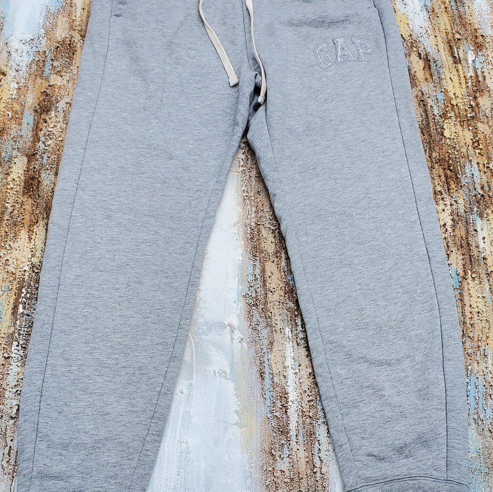 Gap sweat pants size medium - Picture 3 of 7